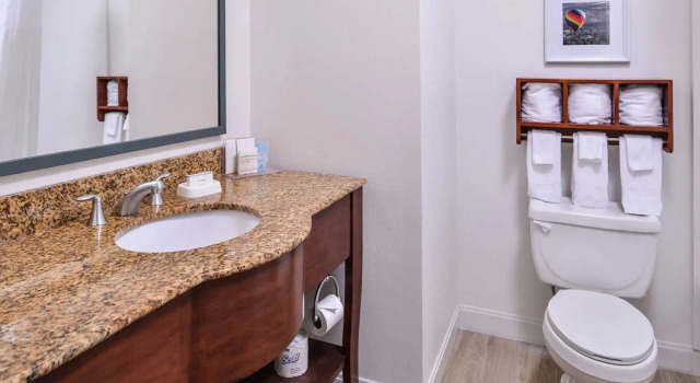 Двухместный номер Standard с балконом Hampton Inn Lexington-Historic District