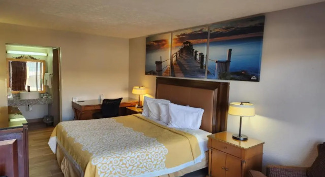 Двухместный номер Standard Days Inn by Wyndham Frankfort