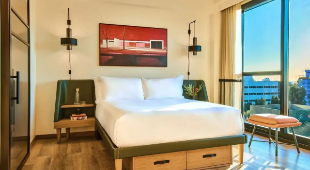 Двухместный номер Deluxe HOLLYWOOD VOLUME, a Tribute Portfolio Hotel