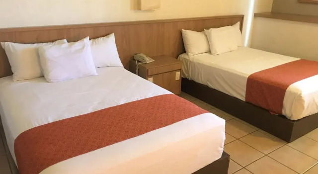 Четырёхместный номер Standard Цокольный этаж Hotel Villablanca