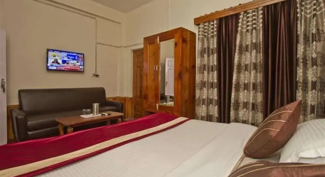 Hotel Dream River, Забронировать Отель Отели Манали с парковкой, Парковка