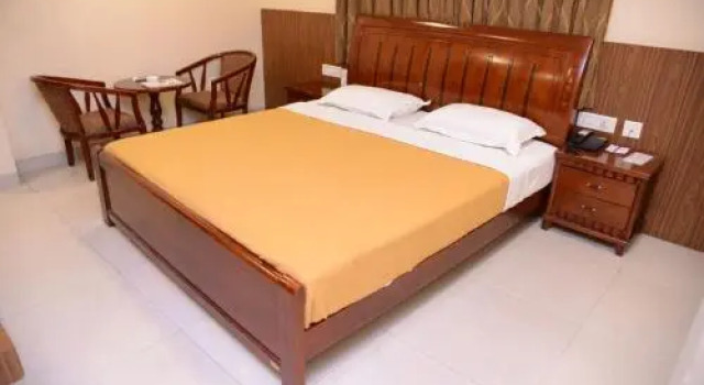 Hotel Aarti International, Buchen Sie Hotel Gandhidham Gujarat