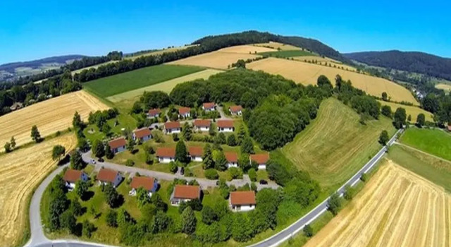 Коттедж Bungalow im Feriendorf Uslar mit Gartenterrasse