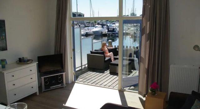 Waterhome With Private Jetty