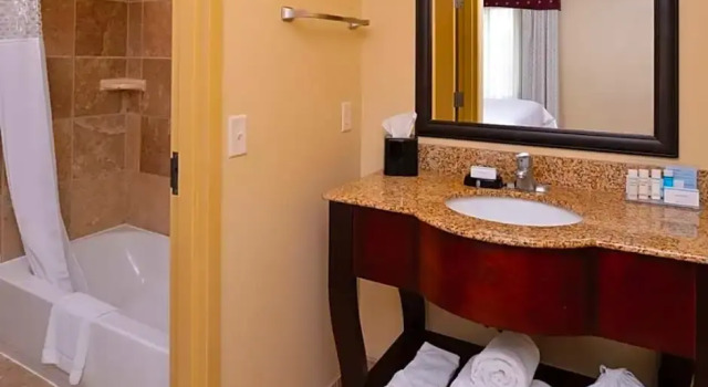 Двухместный люкс Hampton Inn by Hilton Lincoln