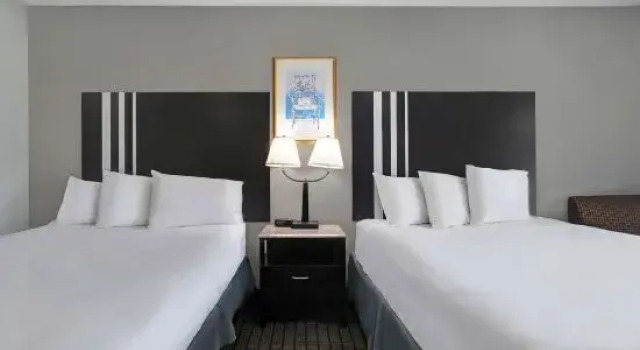 Четырёхместный номер Standard Motel 6 Washington, PA