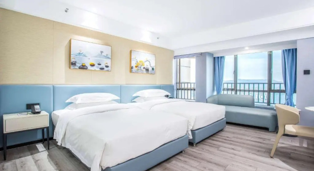 Двухместный номер Standard с видом на горы Wyndham Garden Heyuan