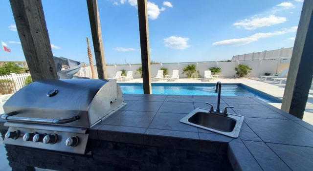 Коттедж с 5 комнатами Ohana Tides 5 Bedroom Home by RedAwning