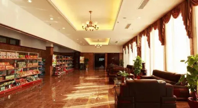 Green Sun Hotel, Prenota Hotel Hotel a Jiaxing con parcheggio, Parcheggio