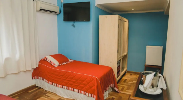 Трёхместный номер Standard hotel e pousadaTAJJ