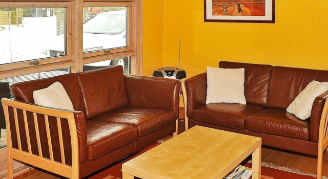 Cozy Cottage With a Scenic View in Hovborg