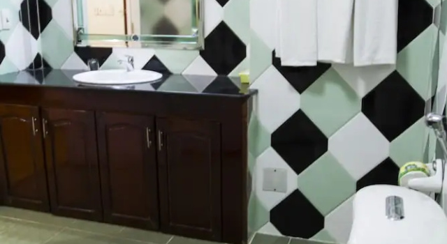 Трёхместный номер Deluxe Spring Hotel