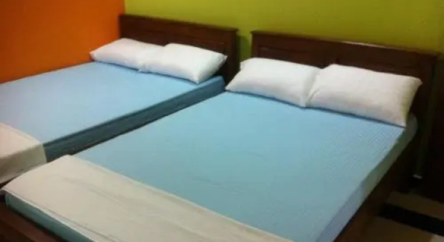 Bee Nest Bed & Breakfast, Забронировать Отель Недорогие отели Западной провинции, недорого