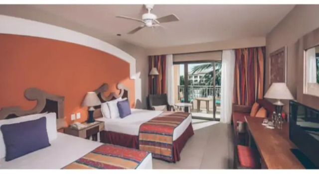 Двухместный номер Standard с видом на бассейн Iberostar Waves Bahia - All Inclusive