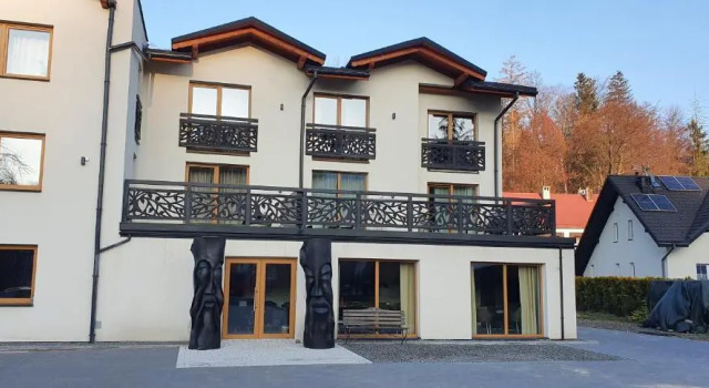 Willa 74 Wisła, Book Hotel Hoteller i Silesia med parkering, Parkering