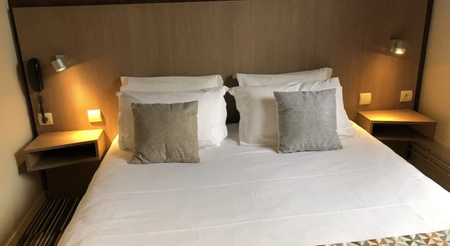 Standart çift kişilik oda Hotel Bollaert