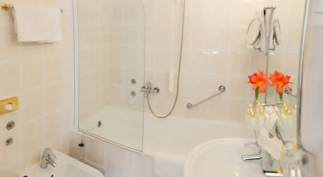 Номер Superior с балконом и с частичным видом на море Hotel Mozart