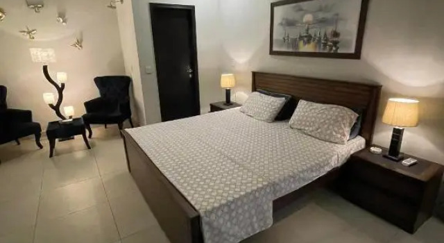Near AirPort/Motorway/Daewoo - Large 3BHK Apt