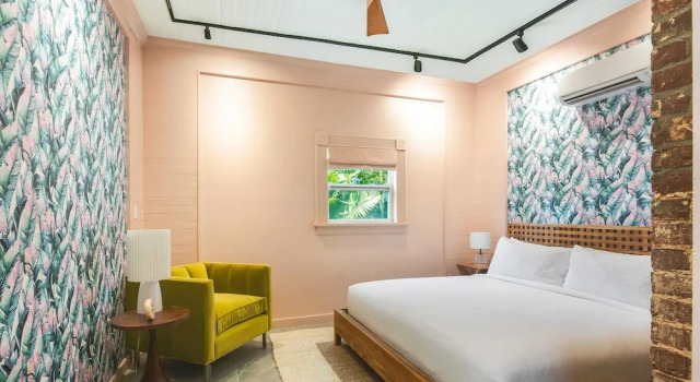Номер Standard Grand Maloney Hotel