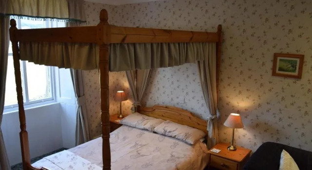 Dall Lodge Country House