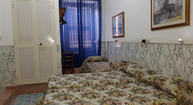 Трёхместный номер Standard Albergo Stadler