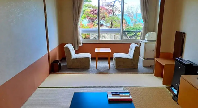 Четырёхместный номер Standard Hotel Grand Toya