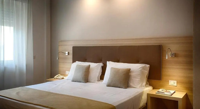 Standard Doppel Zimmer American Hotel