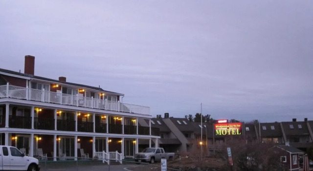 Windjammer By The Sea, Varaa Hotelli Hotellit New England uima-altaalla, Uima-allas