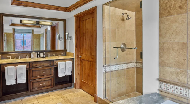 Номер Standard с 3 комнатами St. Regis Residence Club, Aspen