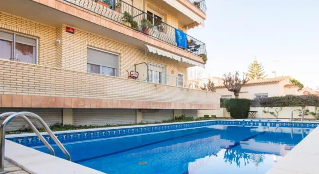 Апартаменты с 3 комнатами Sunny Apartment 3 Blocks to the Beach