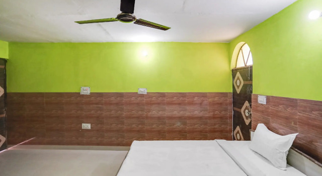 SPOT ON 79440 Dream Residency