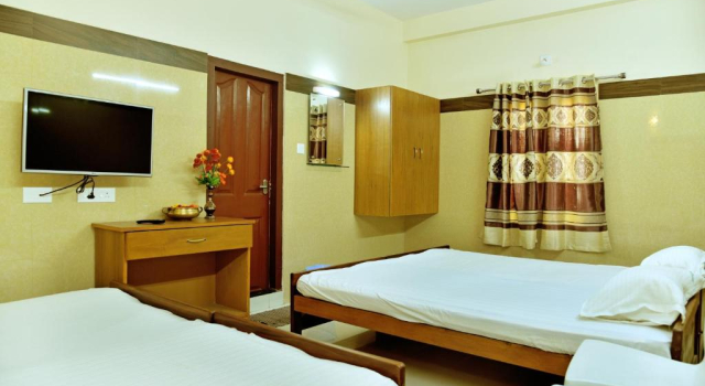 Hotel Ganga Tamilnadu, Забронировать Отель Недорогие отели штата Тамилнада, недорого