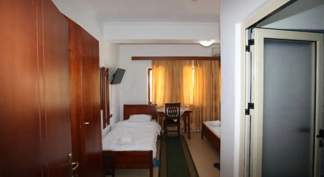 The River Hotel, Забронировать Отель Тепелене Gjirokastër County
