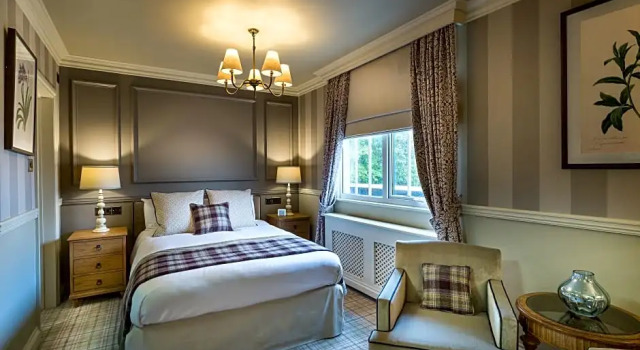 Номер Classic Down Hall Hotel
