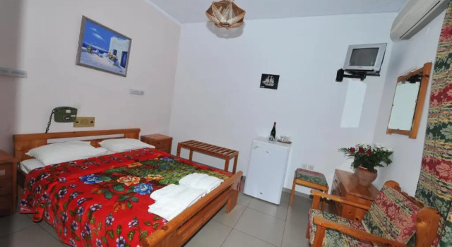 Трёхместный номер Standard Babis Hotel