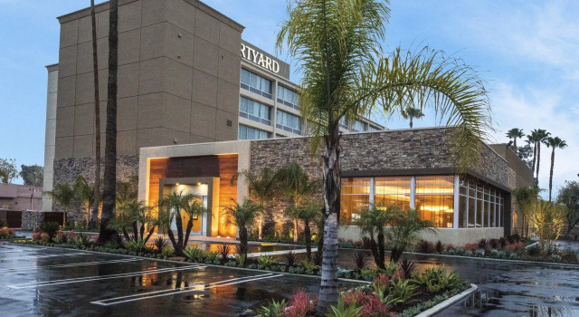 Courtyard by Marriott Los Angeles Woodland Hills