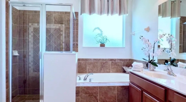Коттедж Lakeside 5bd Pool Hm Spa Gm Watersng-237ys 5 Bedroom Home by RedAwning