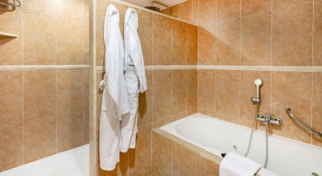 Royal Zimmer Viva Suites & Spa 16+