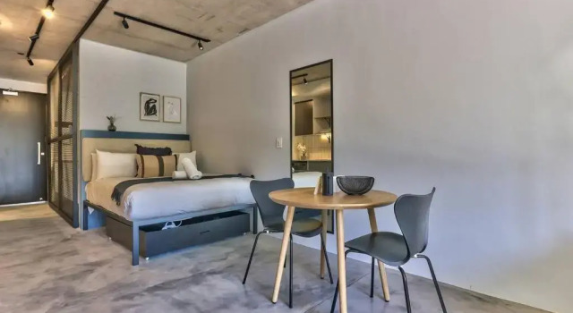 Ideal work from home,studio in new development!, Забронировать Отель Отели Cape Peninsula с бассейном, Бассейн
