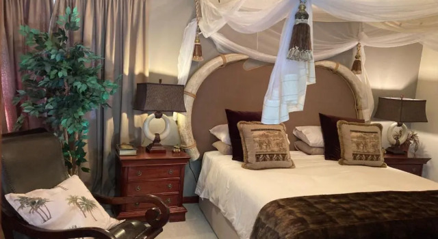 Номер Deluxe African Safari Guest Lodge