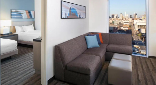 Студия люкс Hyatt House Nashville at Vanderbilt