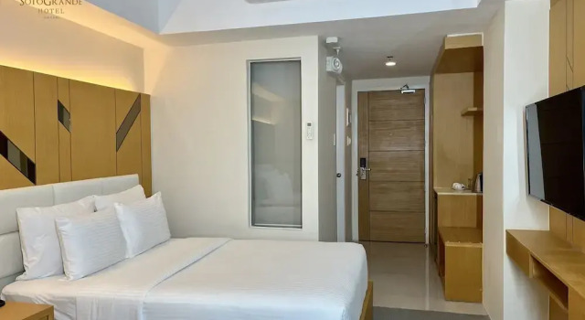 Двухместный номер Standard Sotogrande Davao Hotel