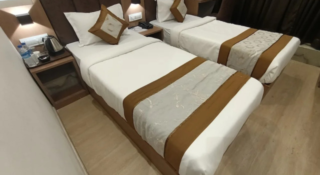 Hotel Beverly Palace Santacruz, Забронировать Отель Бизнес-отели Мумбай, рядом с University of Mumbai, 4* 5*