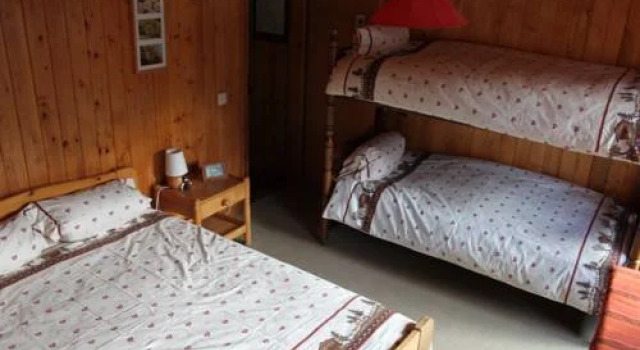 B&B Le Madrier, Забронировать Отель «постель и завтрак» Ормон-Дессю Эгль