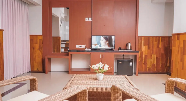 RedDoorz Plus @ Kerobokan Seminyak 3, Varaa Hotelli Kerobokan Kelod Badung