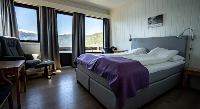 Двухместный номер Standard с видом на море Innvik Fjordhotel - Misjonheimen