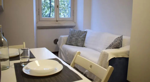 Old Navigli Flat - The Heart of Milan, Забронировать Отель Навильи Милан, рядом с Colonne di San Lorenzo