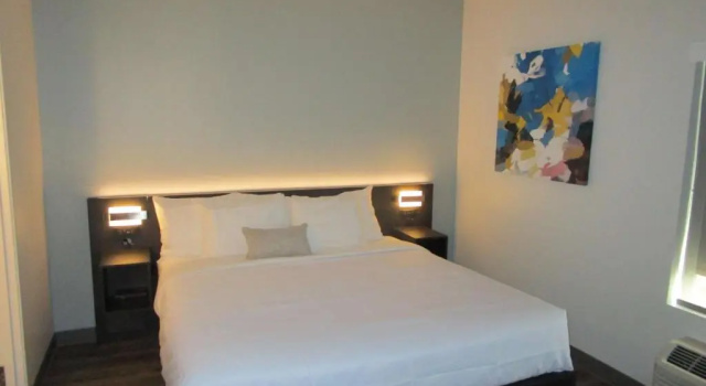 Люкс Best Western Iowa - Lake Charles East
