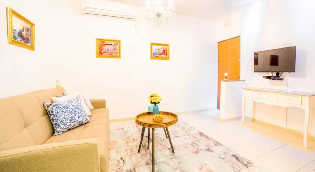 Premium Suites On Beach Ben Yehuda 60B, Забронировать Апартаменты/квартира Тель-Авив Тель-Авивский округ, рядом с Театр Хабима