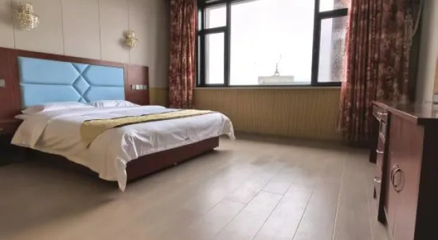 Люкс Business Huayuan Hotel in Ulagai Management Area